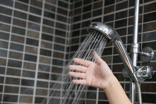 5 Symptoms of a Failing Water Heater